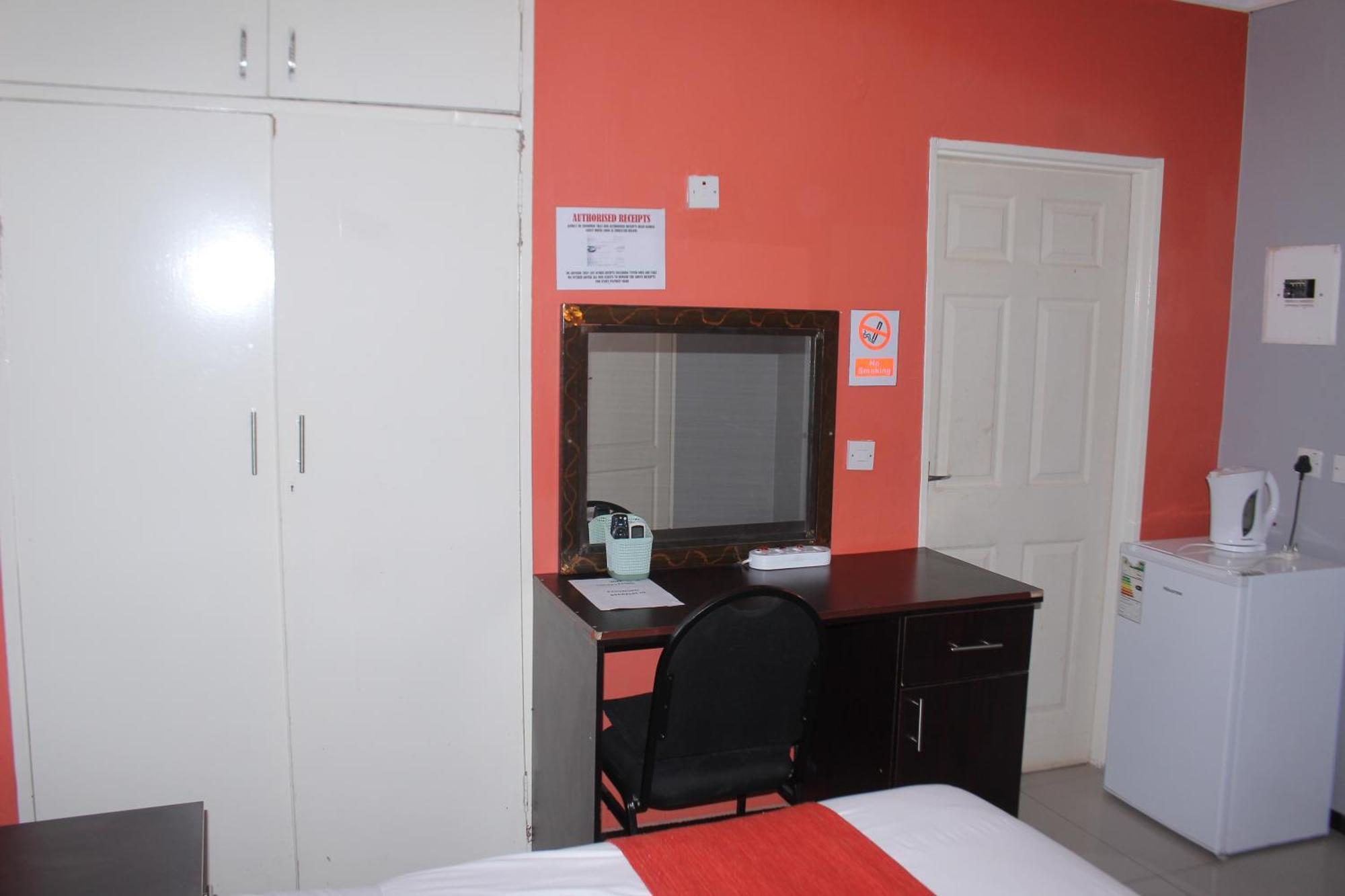 Global Guest House Kasane Exterior foto